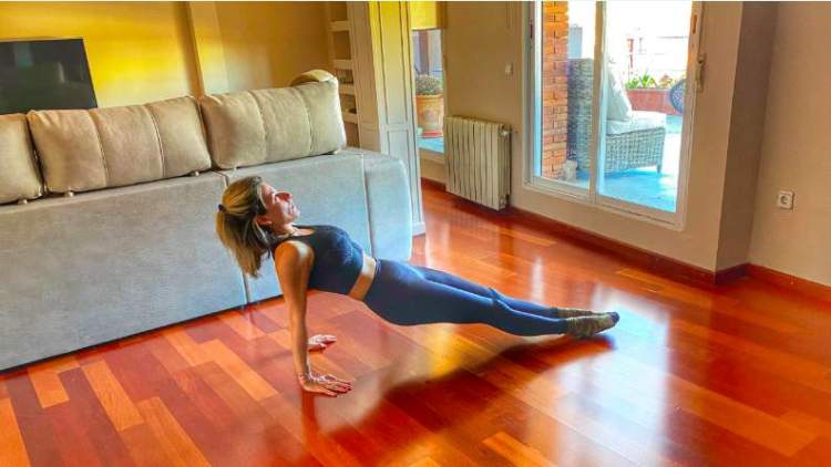 Filloni ditën me energji: Stërvitja perfekte për mëngjes