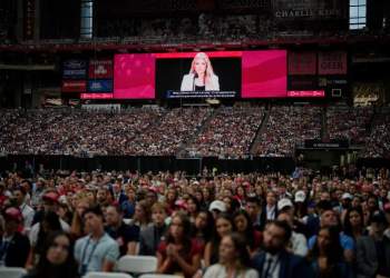 Gruaja e Charlie Kirk: E fal autorin që qëlloi mbi bashkëshortin tim