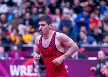 Chermen Valiev i siguron Shqipërisë medaljen e argjendtë në Botërorin e Mundjes