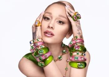 Verë, diell dhe shkëlqim Swarovski: Eleganca që reflekton dritën tënde