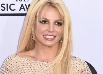 Të afërmit e Britney Spears janë përsëri të shqetësuar: Shtëpia e saj, e mbushur me jashtëqitje qensh