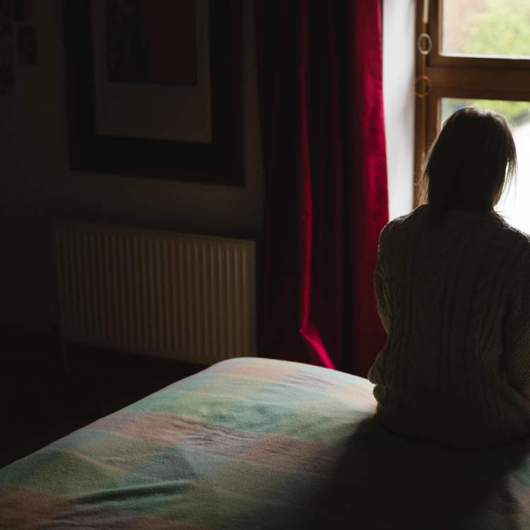 Prostitucioni i maskuar si qira: Fenomeni alarmant “sex-for-rent” që po trondit Kanadanë