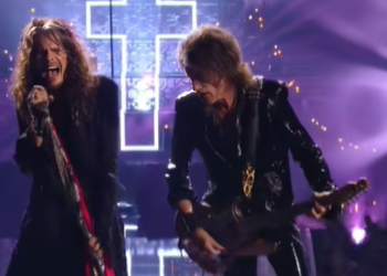 VIDEO/ Homazhi i Steven Tyler, Joe Perry dhe Yungblud për Ozzy Osbourne në MTV VMA 2025
