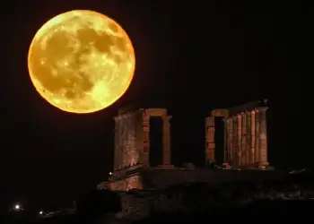 Hëna e plotë e shtatorit: Hëna e misrit bëhet… Hëna e përgjakshme