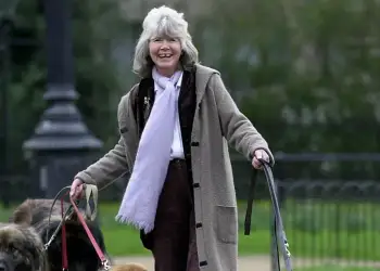 Shkrimtarja britanike, autore e romaneve ‘Riders’ dhe ‘Rivals’, ndërron jetë në moshën 88 vjeçare