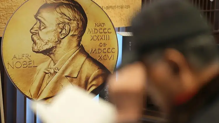 Shkencëtarët amerikanë dhe japonezë fitojnë Çmimin Nobel në mjekësi për vitin 2025