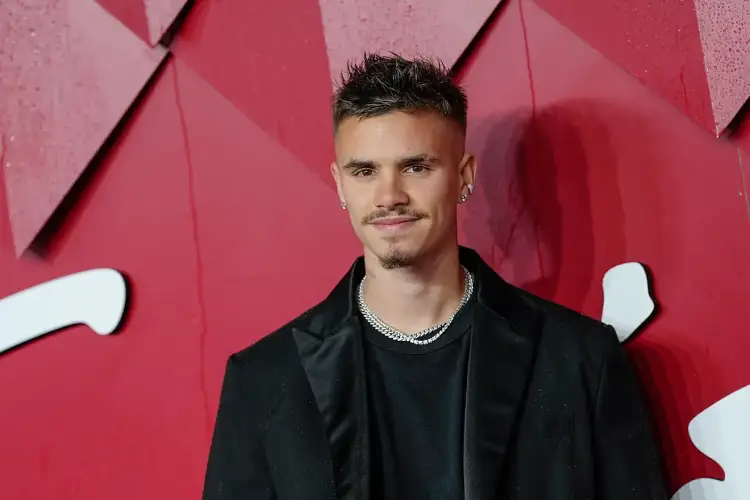 Romeo Beckham bën një njoftim të madh gjashtë muaj pas ndarjes nga e dashura