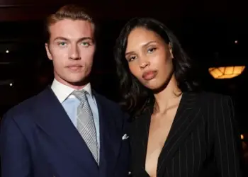 Nara Smith mirëpret fëmijën e saj të katërt në moshën 24 vjeçare