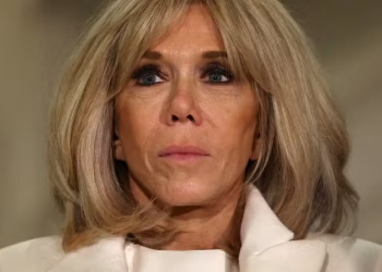 E akuzojnë se është burrë! Nis gjyqi për lajme të rreme kundër Brigitte Macron