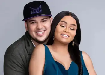 Blac Chyna dhe Rob Kardashian nxisin thashetheme për një romancë pavarësisht ndarjes