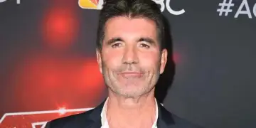 Simon Cowell bën një ndryshim të madh në karrierën e tij