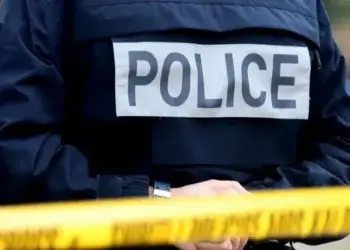 Tronditje në Prizren/ Burri plagos me thikë gruan dhe vajzën e tij të mitur