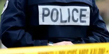 Tronditje në Prizren/ Burri plagos me thikë gruan dhe vajzën e tij të mitur