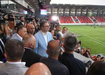 Ndeshja Serbi-Shqipëri/ Vuçiç telefonon pronarin e hotelit, ku qëndron Kombëtarja shqiptare