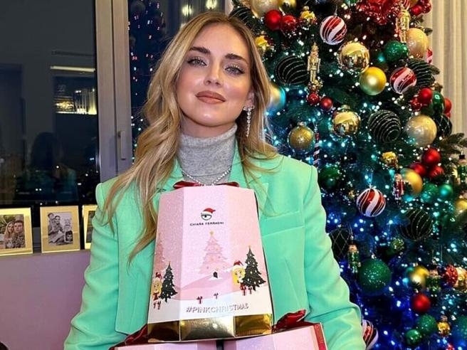 Rasti Pandoro: Chiara Ferragni gati ta kompensojë gjyshen Adriana Rasti Pandoro: Chiara Ferragni gati ta kompensojë gjyshen Adriana