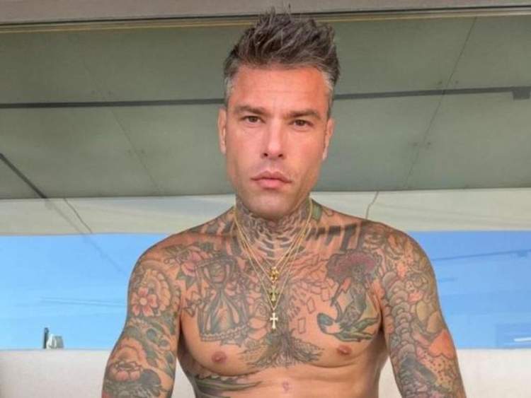 Fedez njofton tërheqjen e tij nga mediat sociale: Do të flas vetëm përmes muzikës