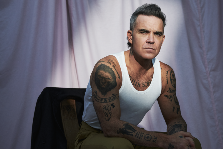 Robbie Williams rrëfen betejën me sindromën Tourette