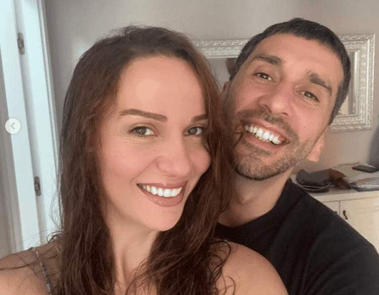 A është në krizë marrëdhënia e Teuta Krasniqit me Adonis Morinën?