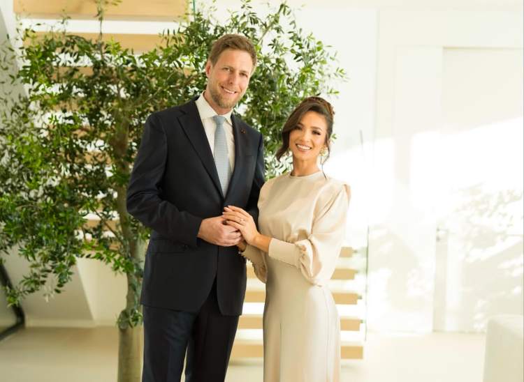 Oborri Mbretëror Shqiptar njofton fejesën e Princ Lekës II me Blerta Celibashin