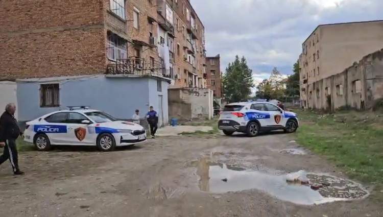 E rëndë në Korçë! 13-vjeçarja hidhet nga ballkoni, bullizohej dhe rrihej në lagje!