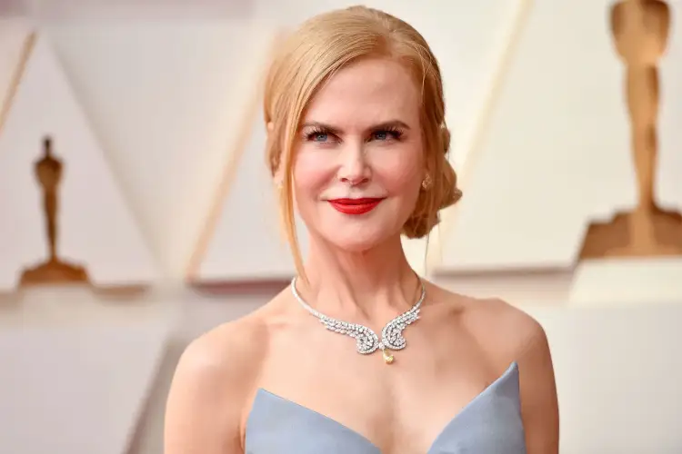 Pas dy dekadash, Nicole Kidman rikthehet si ambasadore e Chanel