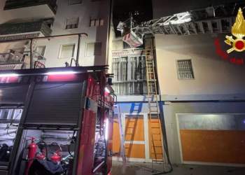 Tre të vdekur dhe dhjetëra të evakuuar pas një zjarri tragjik në Milano