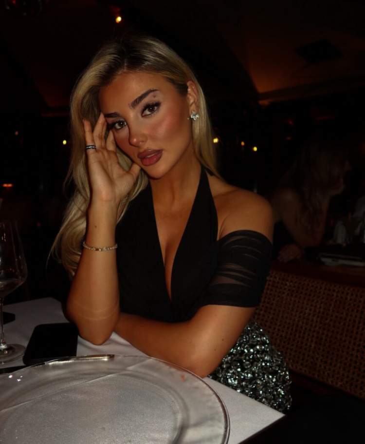 Këngëtarja Bay T në dhimbje, ndalon përkohësisht projektet muzikore