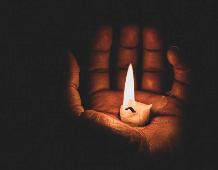 A është vdekja vetëm një iluzion? Teoria kuantike që po sfidon kufijtë e realitetit