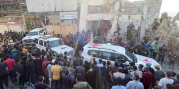 Izraeli akuzon Hamasin për vonesën e dorëzimit të trupave të pengjeve të vdekur në Gaza