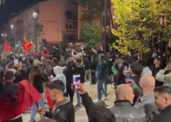 Po ndiqnin ndeshjen e kombëtares, incident me armë në qendër të Prishtinës