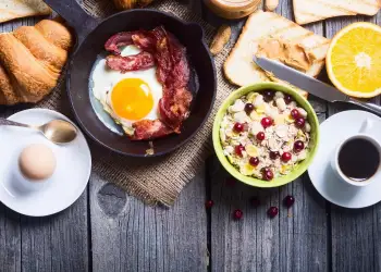 Ky është mëngjesi që rekomandohet nga ekspertët e shëndetit