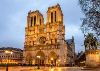 Kërcënim misterioz në zemër të Parisit/ Letër anonime paralajmëron sulm me thikë në Katedralen Notre-Dame