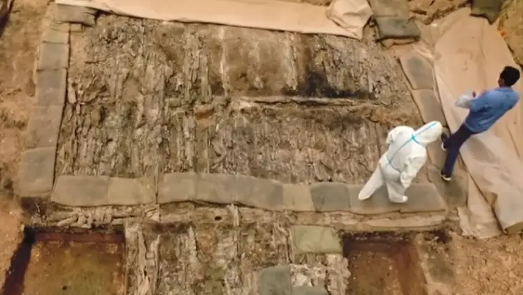 Arsyeja pse arkeologët kanë frikë të hapin varrin e perandorit të parë të Kinës