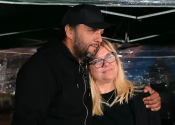 Shteti grek ia pranon kërkesën! Pano Ruçi fiton “betejën” për të birin që u shua në tragjedinë e përplasjes së trenave