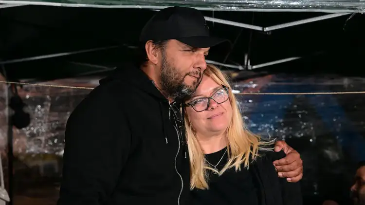 Shteti grek ia pranon kërkesën! Pano Ruçi fiton “betejën” për të birin që u shua në tragjedinë e përplasjes së trenave