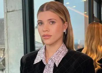 Sofia Richie është shtatzënë, pret fëmijën e saj të dytë me Elliot Grange