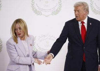 Trump komplimenton Melonin: Je e re dhe e bukur, nuk do të guxoja ta thoja këtë në Amerikë