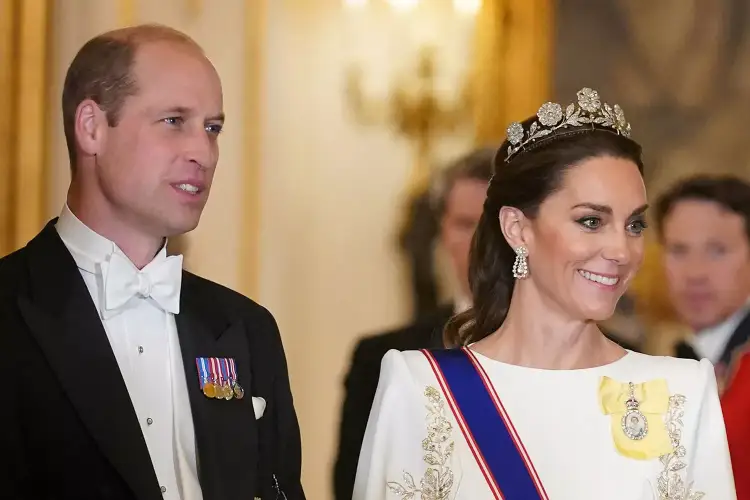 Rikthimi historik i Kate Middleton: kurora e rrallë e Mbretëreshës Nënë