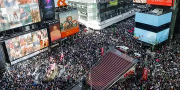 “Pa Mbretër”/ Protesta të mëdha në SHBA kundër Trump