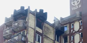 Zjarr tragjik në Bosnje: 11 të vdekur dhe mbi 30 të plagosur në azil pleqsh