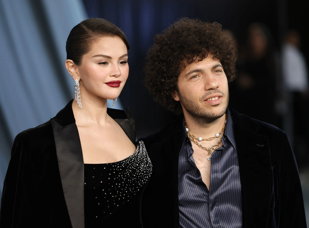 Selena Gomez dhe Benny Blanco përjetojnë një përvojë të tmerrshme familjare, dy muaj pas dasmës përrallore