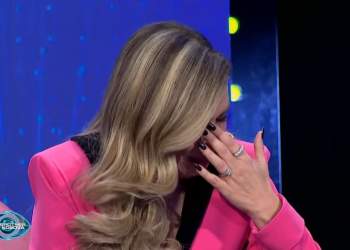 Leonora Jakupi shpërthen në lot gjatë ‘BBVK’: Historia ime është shumë e rëndë