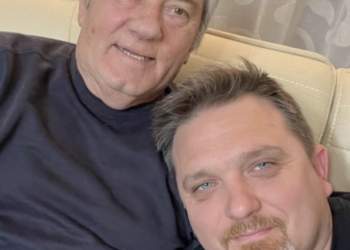 Mesazhi prekës nga Jul Deda në përvjetorin e humbjes së babait: Dy vjet pa ty, zemra ime…