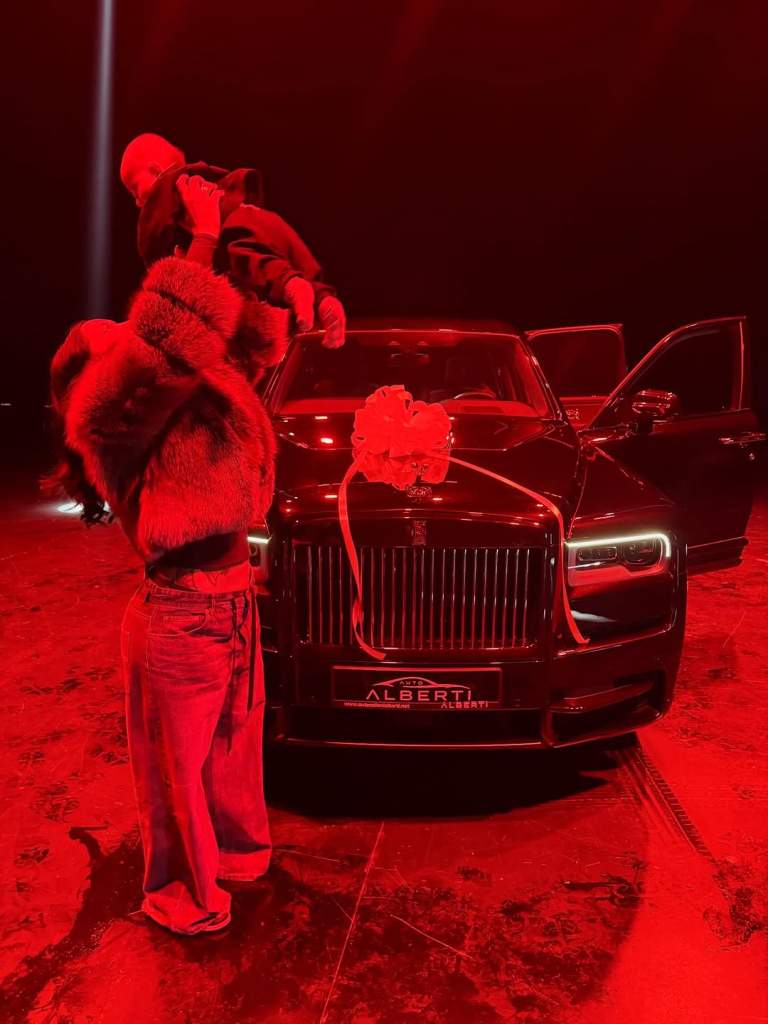Dafina Zeqiri surprizohet me dhuratën me çmim marramendës nga bashkëshorti i saj!