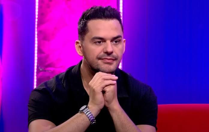 I jepet sot lamtumira këngëtarit të njohur Shpat Kasapi