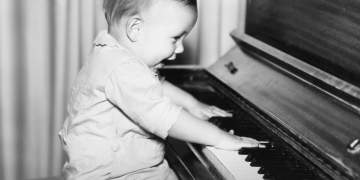 Psikologjia thotë: Nëse ke luajtur një instrument si fëmijë, je i pakapshëm si i rritur