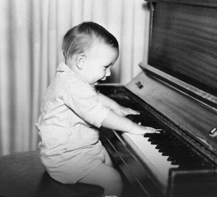 Psikologjia thotë: Nëse ke luajtur një instrument si fëmijë, je i pakapshëm si i rritur