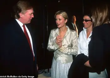 Paris Hilton reagon ndaj pretendimeve të reja që e lidhin me Ghislaine Maxwell dhe Jeffrey Epstein