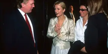 Paris Hilton reagon ndaj pretendimeve të reja që e lidhin me Ghislaine Maxwell dhe Jeffrey Epstein