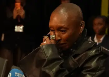 Cynthia Erivo vizitoi shkollën e saj, flet e prekur: Është kaq bukur të jem përsëri këtu